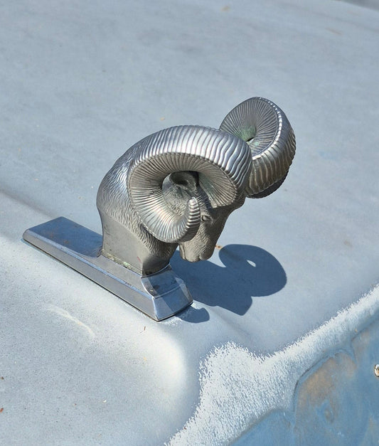 Rams Head Emblem OEM - read