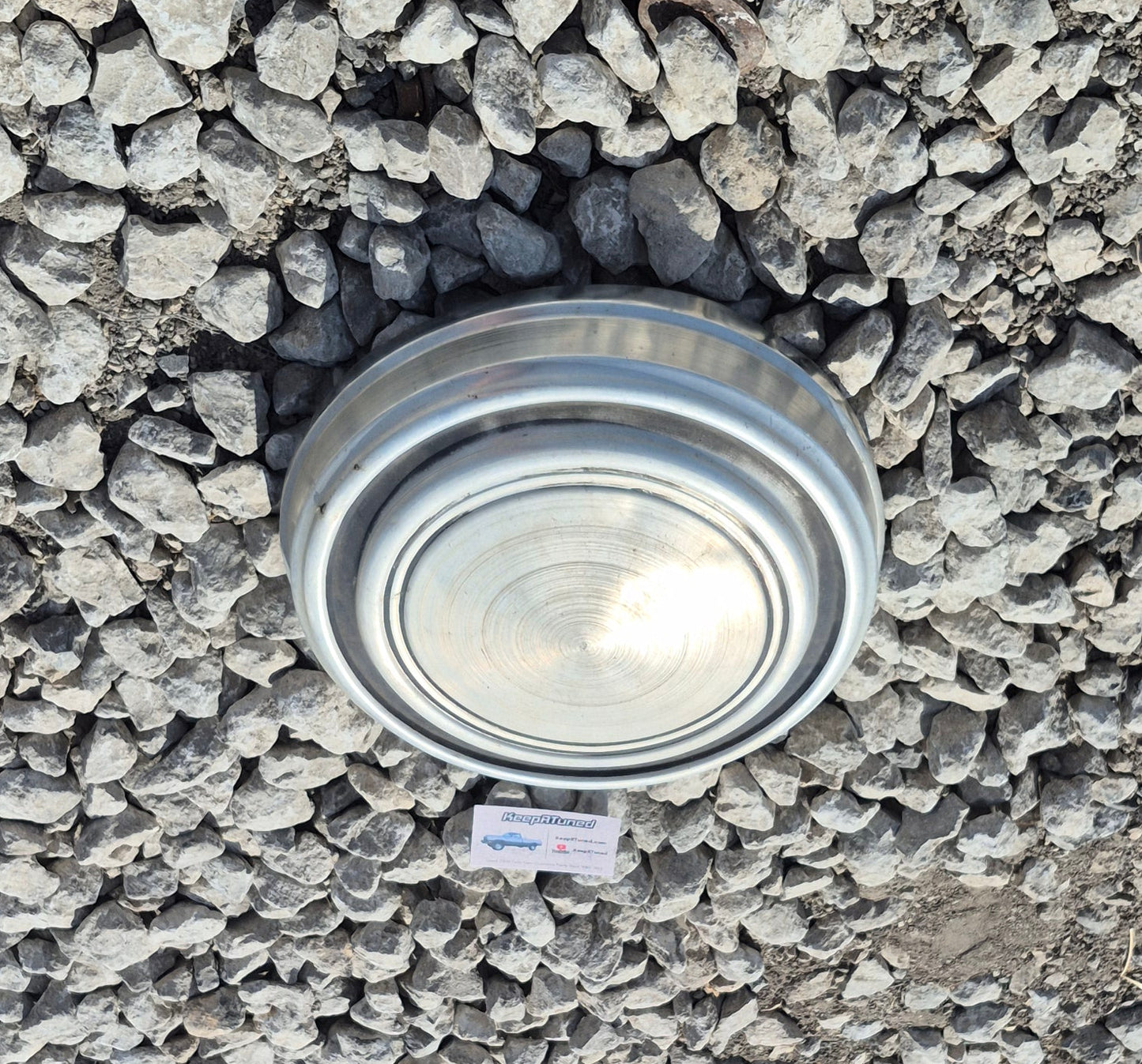 Dog Dish Hub caps 1980-1994 Ram 2WD 3/4 1 Ton D250 D350 (Single)