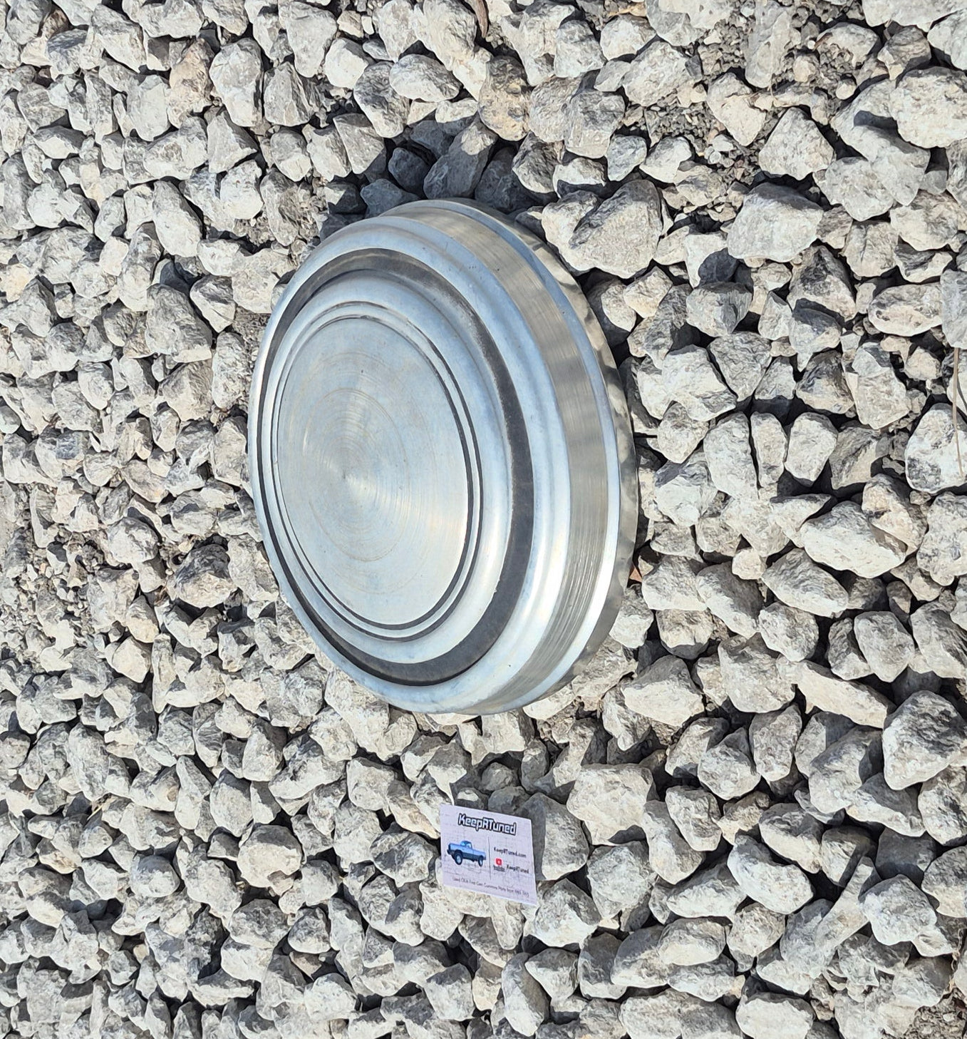 Dog Dish Hub caps 1980-1994 Ram 2WD 3/4 1 Ton D250 D350 (Single)