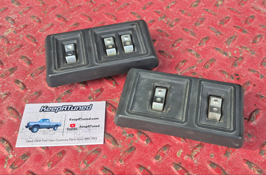Power Door Panel - Door Lock Switch / Window Button Bezel Pair + Buttons Grey