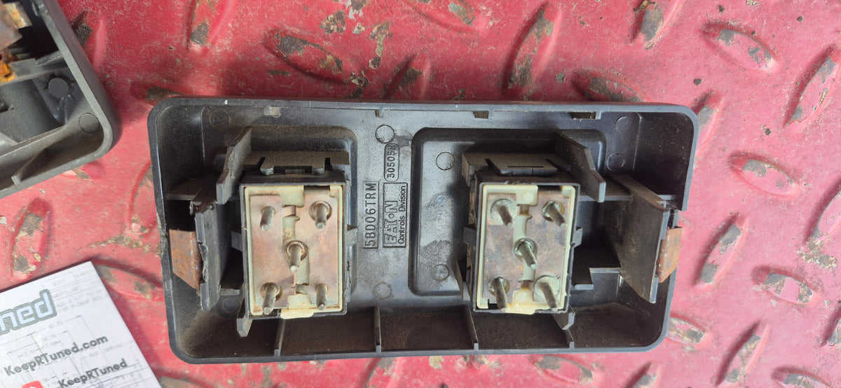 Power Door Panel - Door Lock Switch / Window Button Bezel Pair + Buttons Grey
