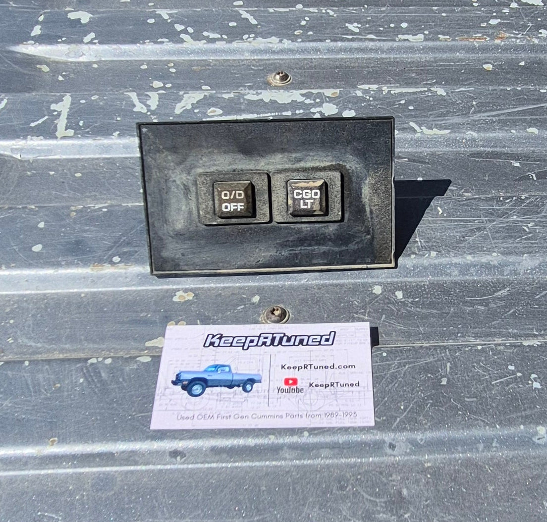 Cargo Light Switch With Overdrive (92-93 Auto Cummins)