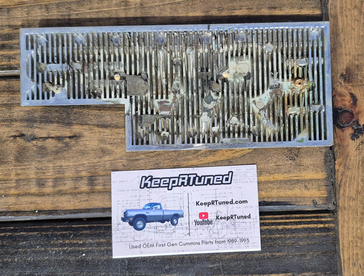 Power Ram Cummins Emblem 89-90 W250 W350 (Single)