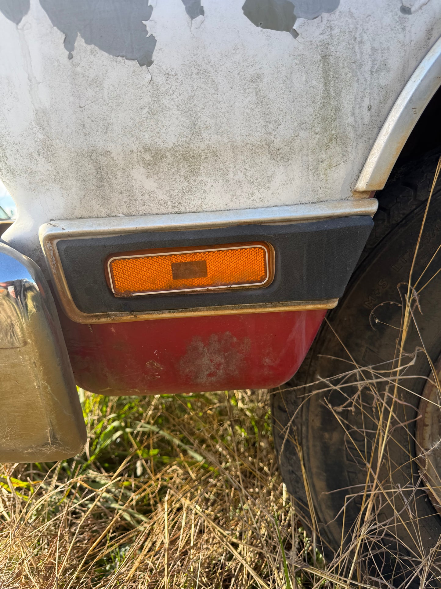 Front Fender Drivers Side LE Body Molding Trim 89-90 Dodge Ram First Gen Cummins