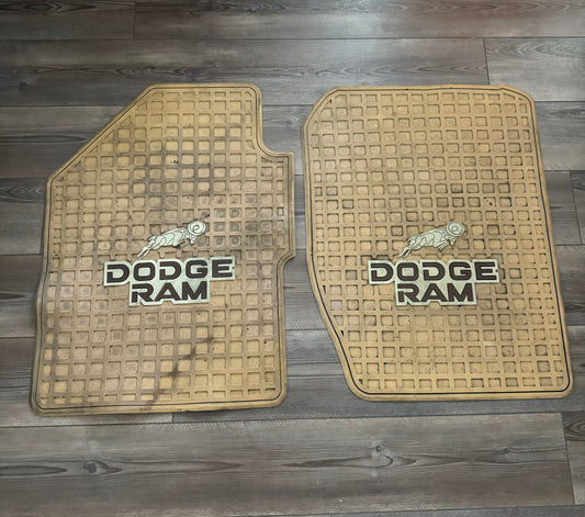 Floor Mat Set Dealer Option 2x4 Small Hump Pair