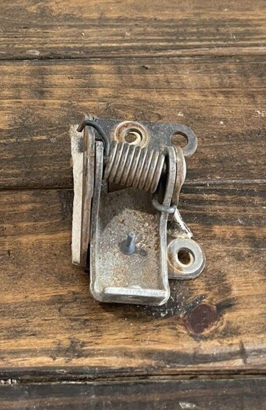 Interior Door Handle Latch Drivers Side 89-93
