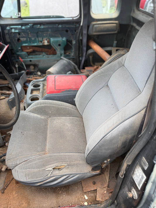 Bucket Seat And Center Console Set (Grey) 92-93 Dodge Ram 1st Gen Cummins (Local pickup or extra for freight)