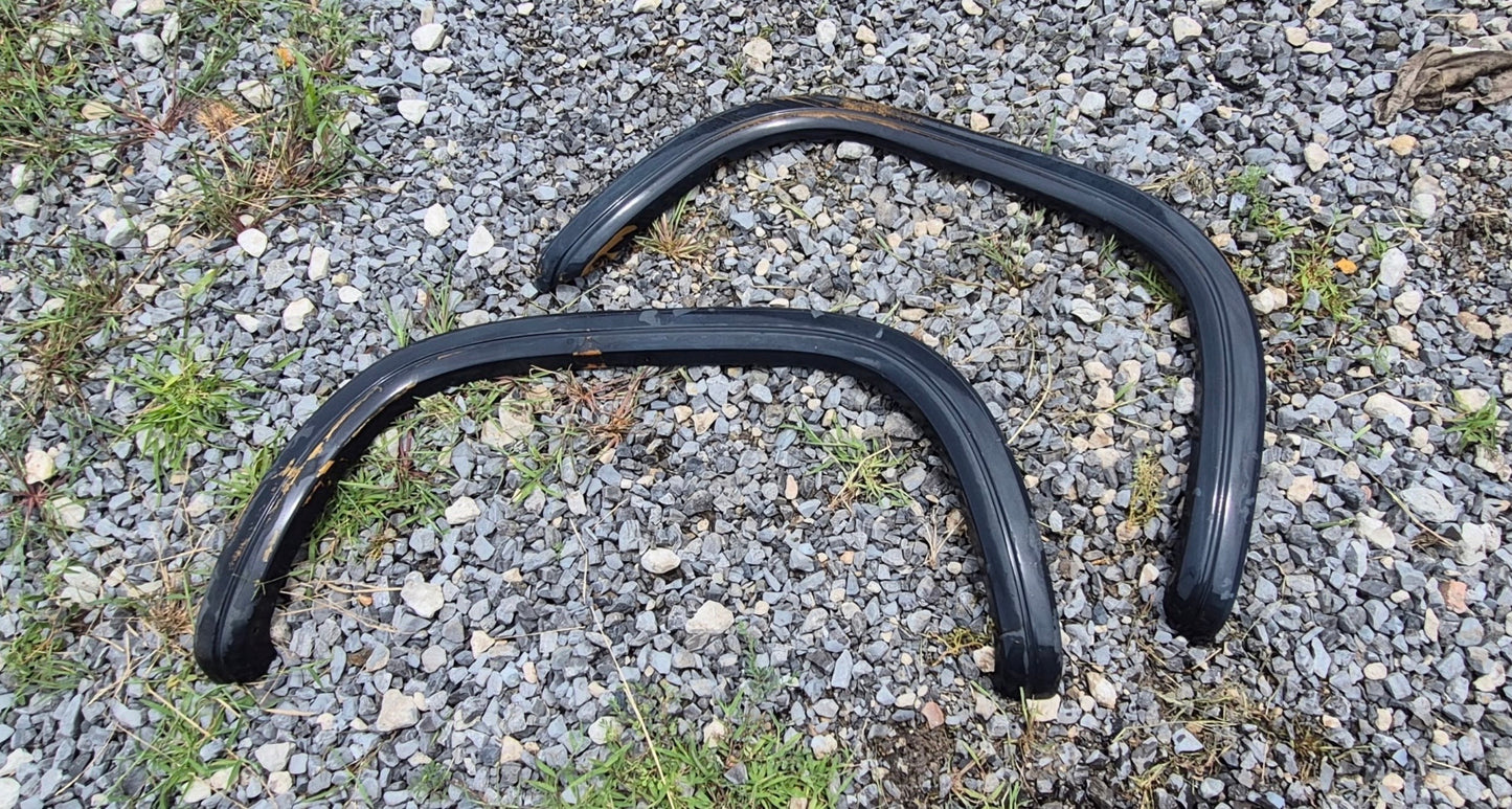 Fender Flare LE Trim (Front 2)  91-93 Dodge Ram 1st Gen Cummins