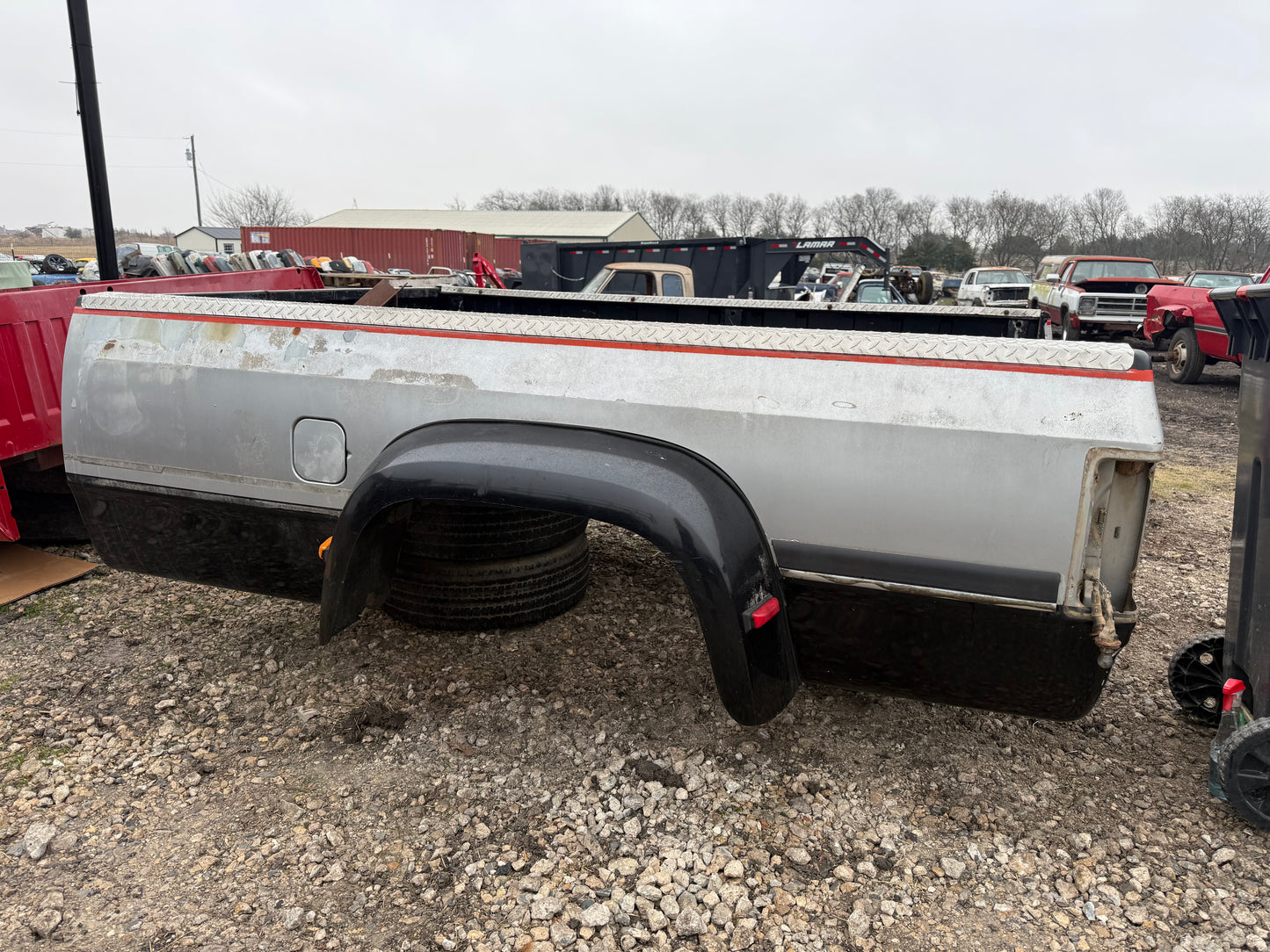 Black / Silver Dually Bed First Gen Cummins