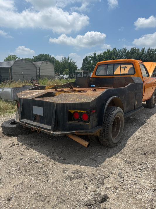 Z Cab And Chassis Skirted Flatbed
