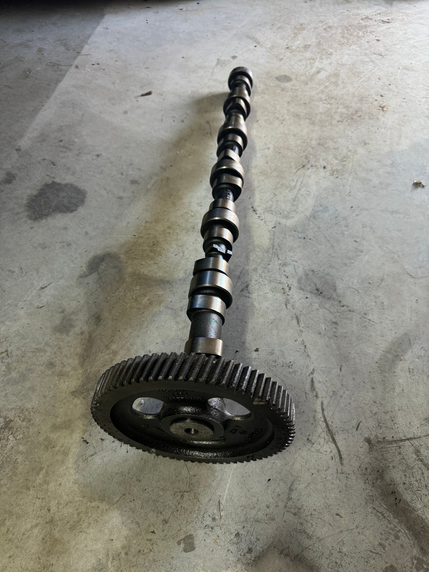 Engine 12 Valve Stock OEM Cummins Camshaft