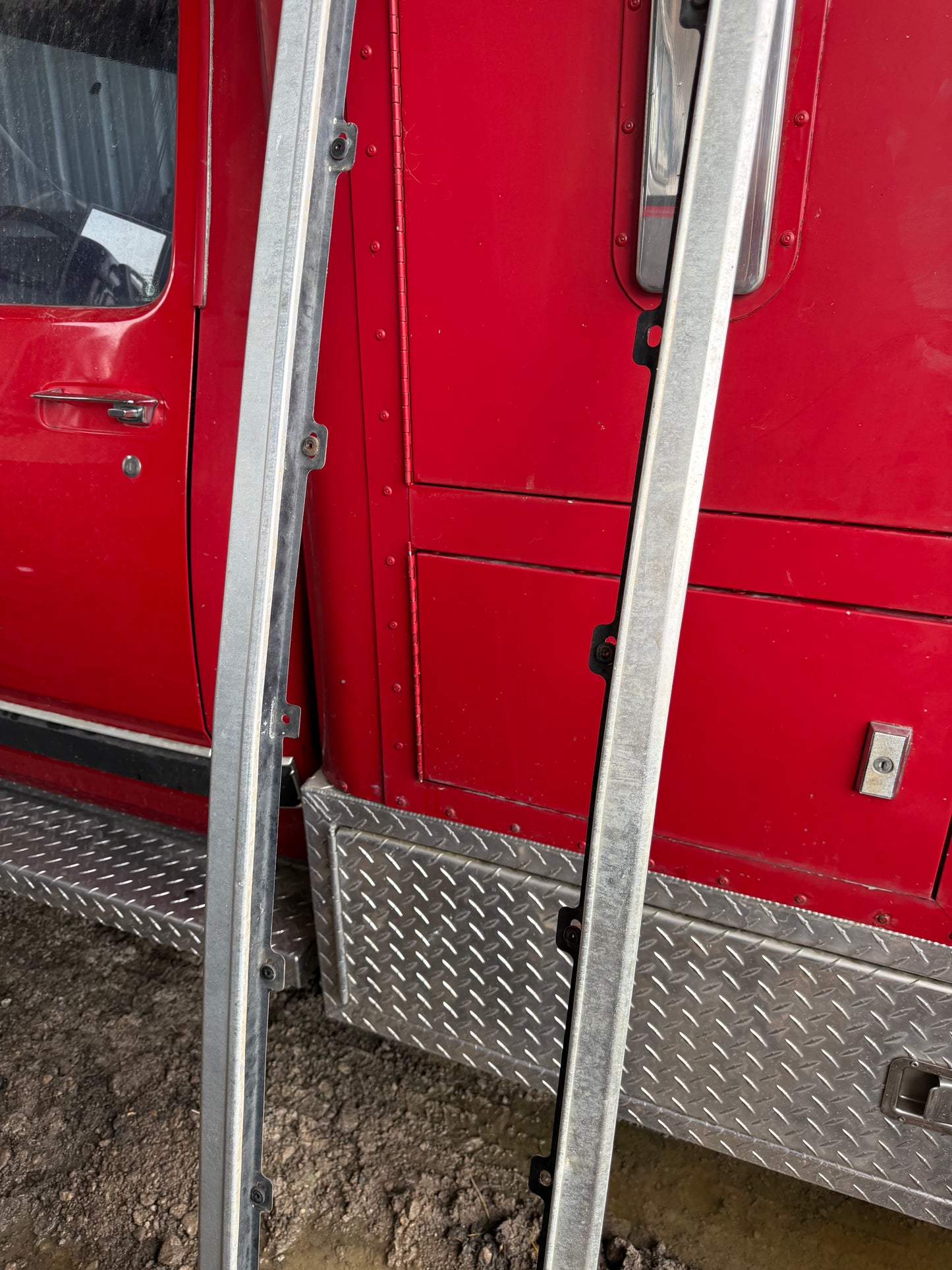 Grill Oem 1989 - 1990 Dodge Ram 1st Gen Cummins Grill Surround (Local pickup or contact us for a freight quote)
