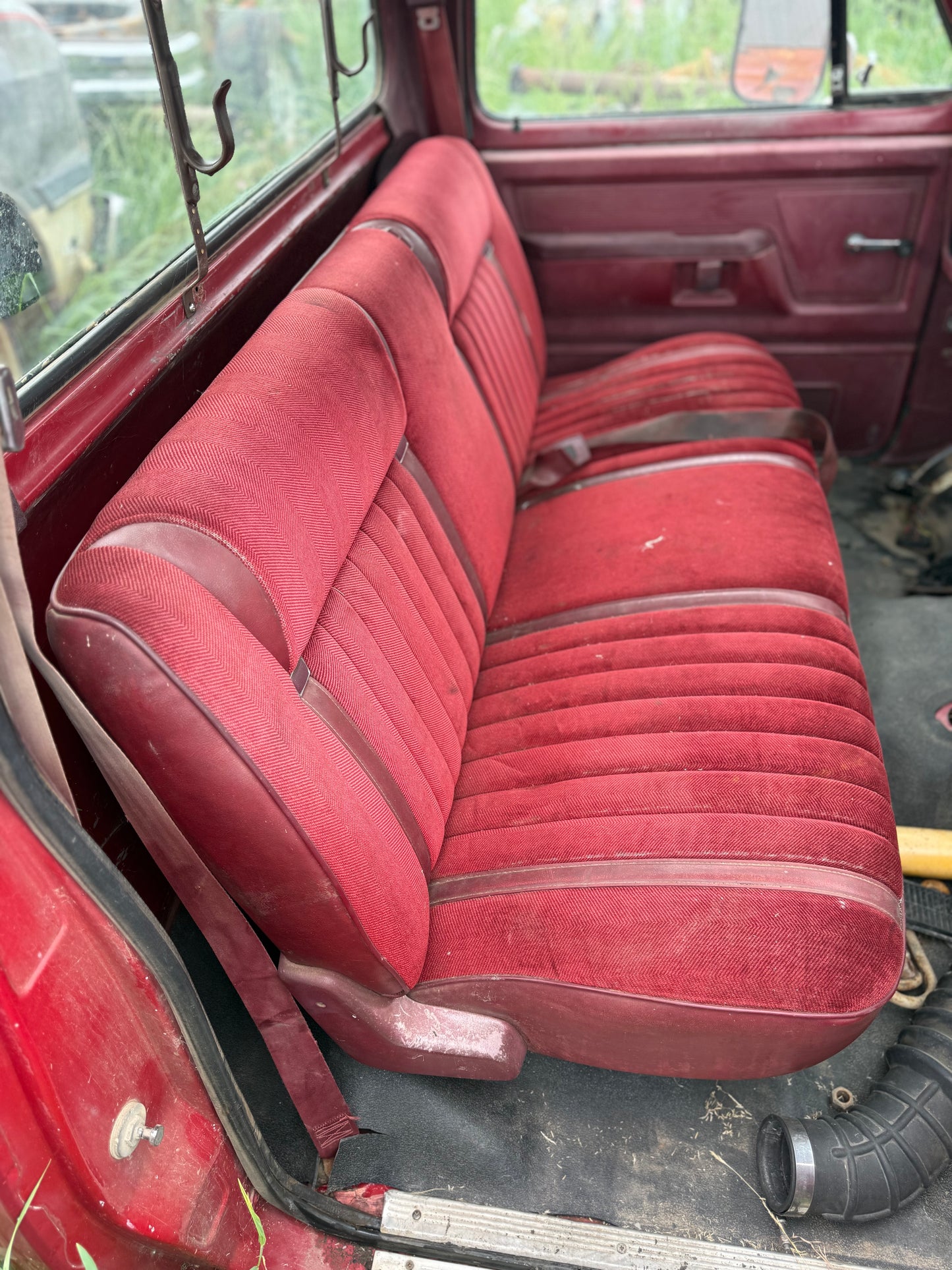 Red Bench Seat 89-90 Really Clean! (Local pickup or extra for shipping)