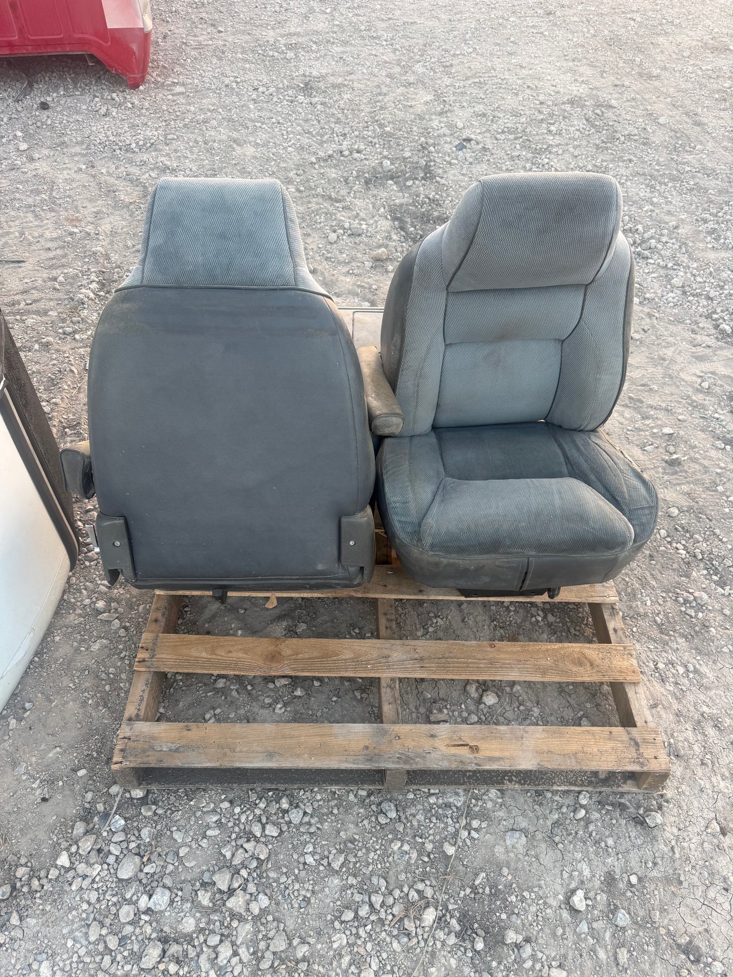 Bucket Seat And Center Console Set (Grey) 92-93 Dodge Ram 1st Gen Cummins (Local pickup or extra for freight)