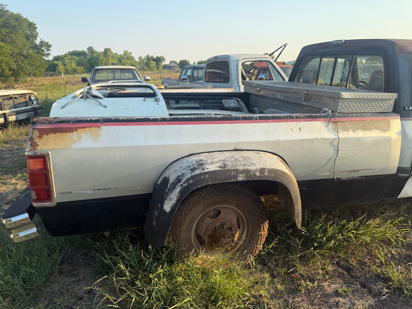 Z Black and Silver Dually Bed First Gen Cummins