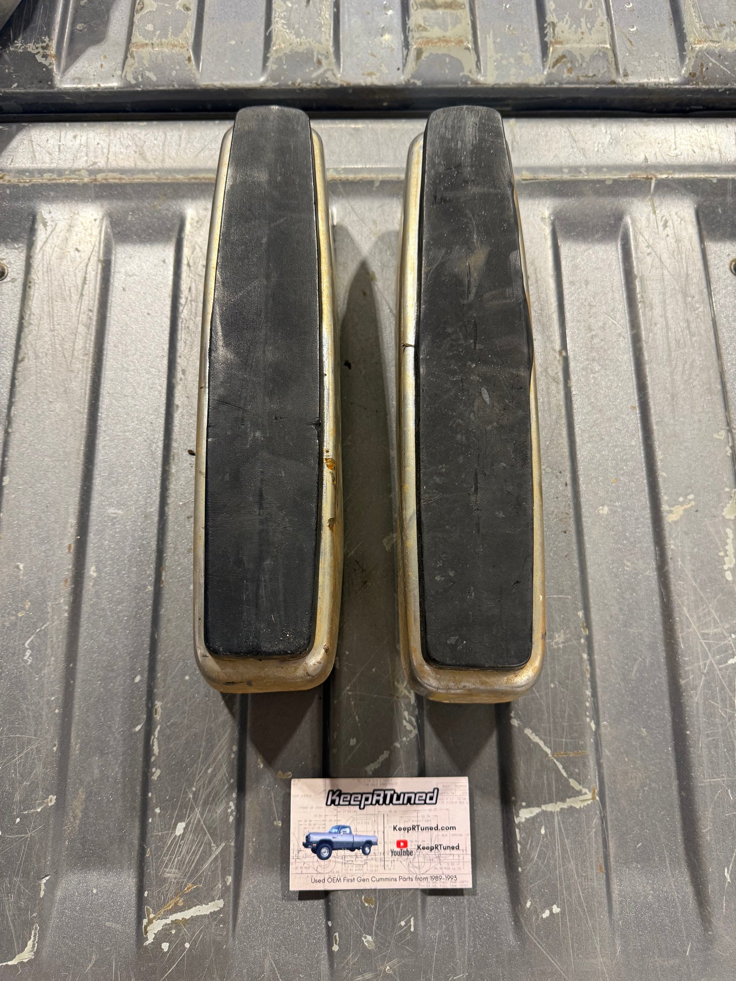 Bumper 89-91 Cummins Chrome Bumpers With Plastic Bumperette (stock photo)