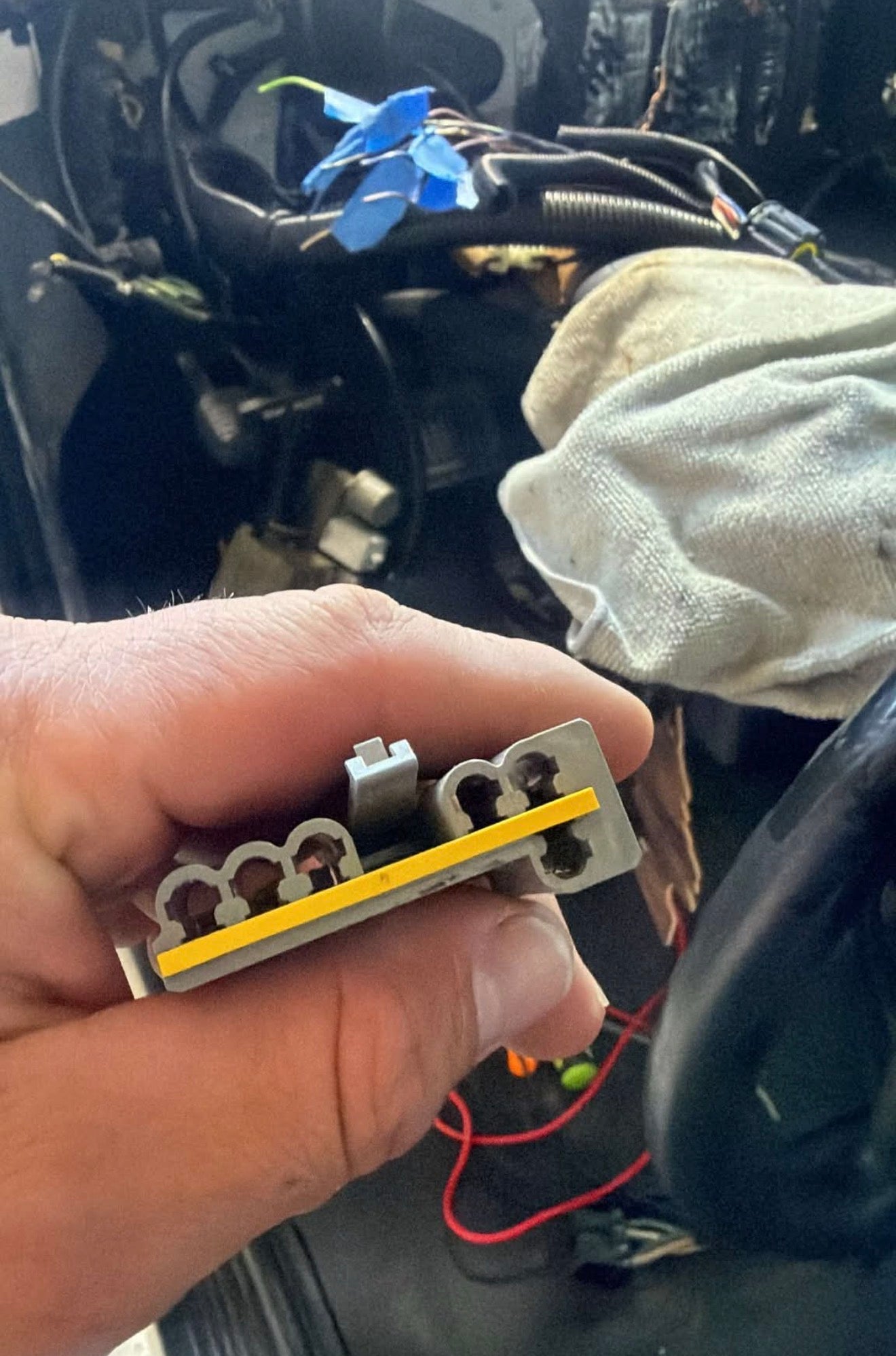 Gauge Cluster Plug Wiring