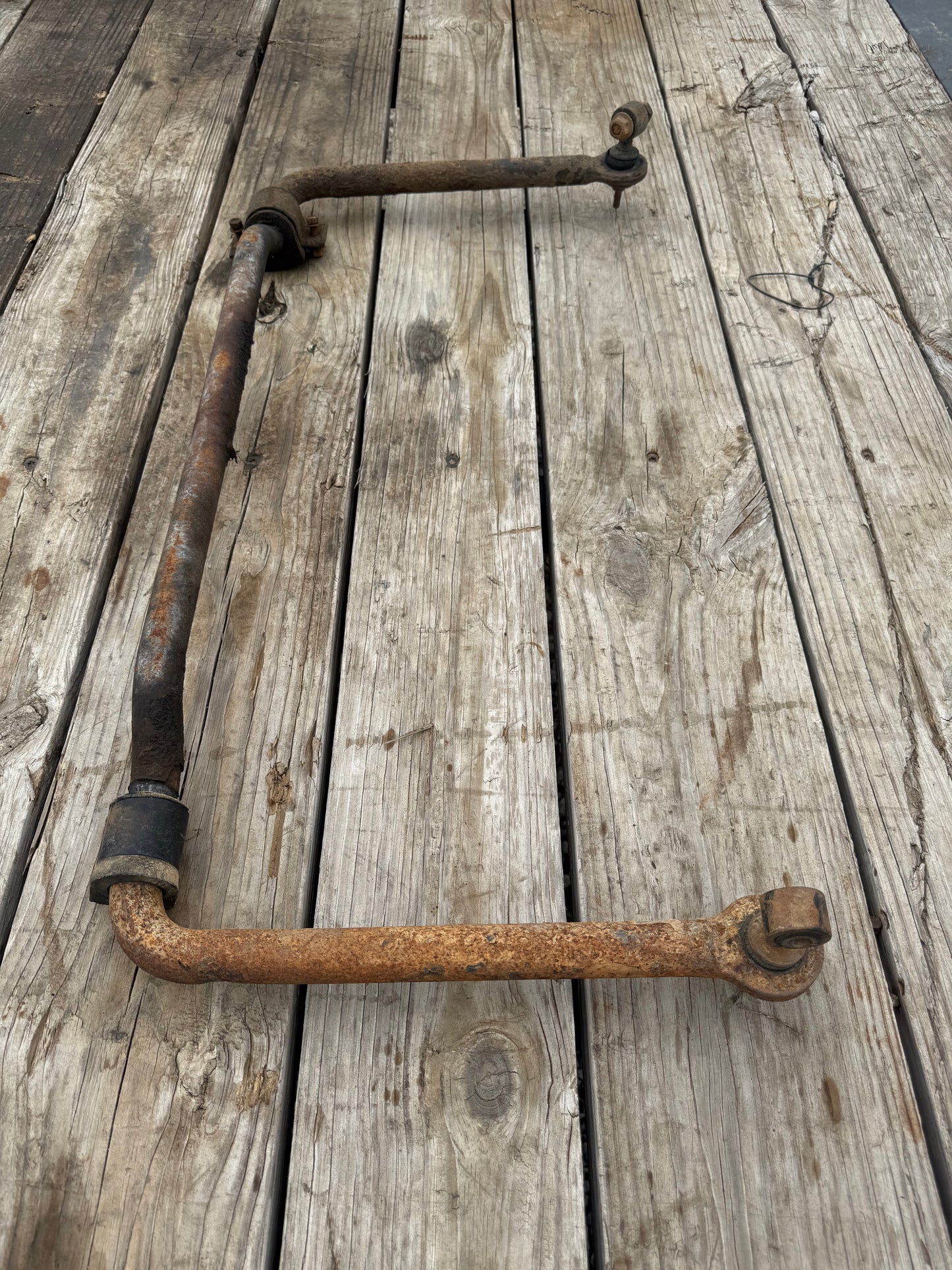 Dealer Option 4x4 Front Sway Bar
