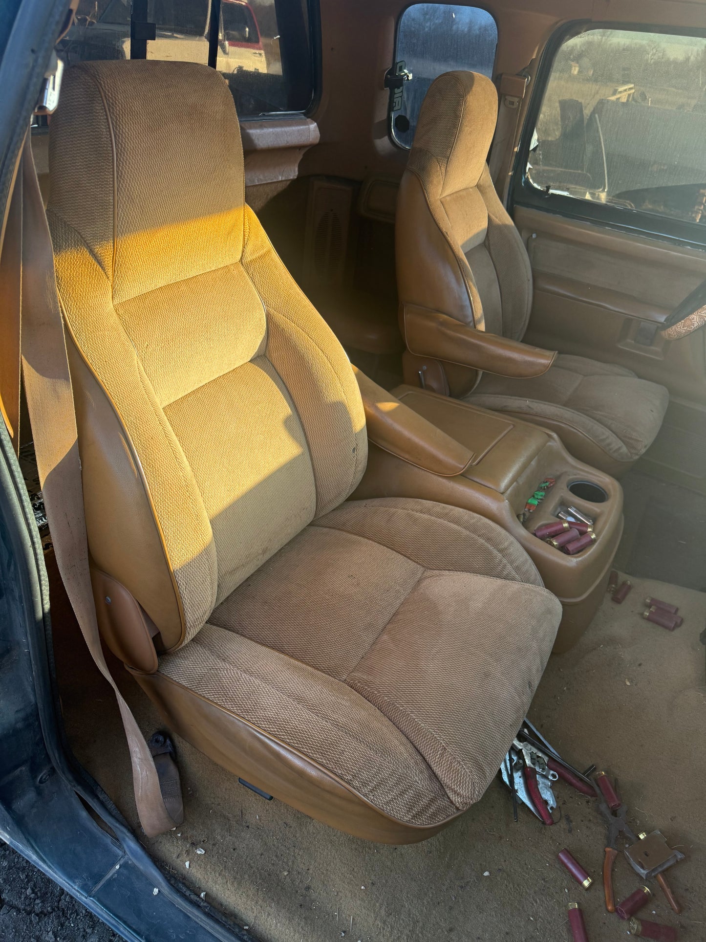 Bucket Seat And Center Console Set (Spice Tan) 92-93 Dodge Ram 1st Gen Cummins (Shipped)
