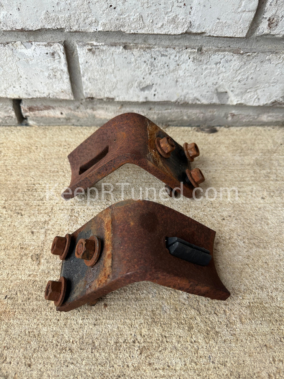 Spring Stop Rail Helper Spring Overload Rear Spring Stops (2ct) – KeepRTuned