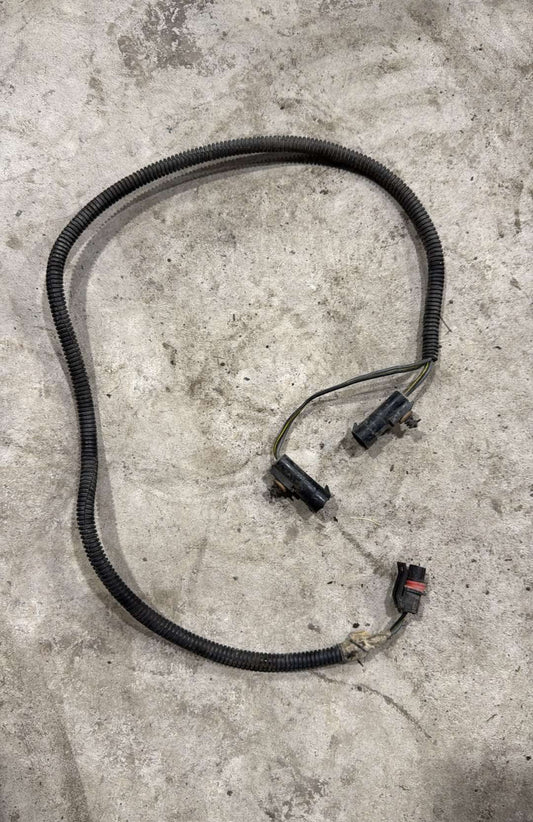 License Plate Pigtail (From Chassis Harness To Light Harness)