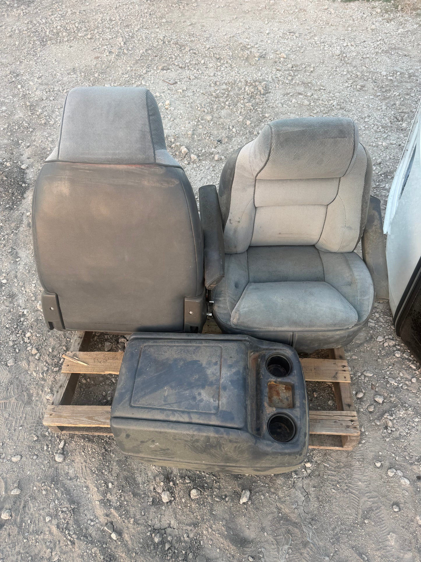 Bucket Seat And Center Console Set (Grey) 92-93 Dodge Ram 1st Gen Cummins (Local pickup or extra for freight)
