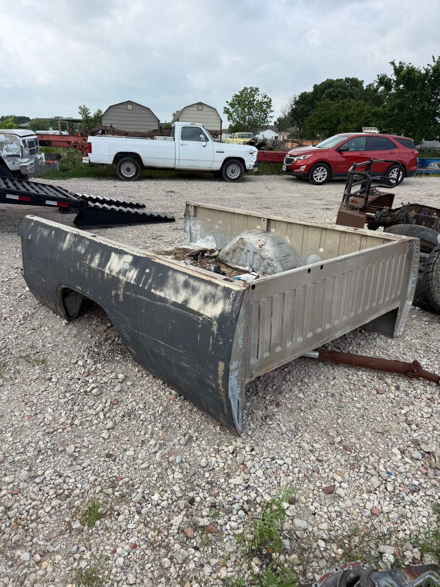 Black Single Wheel Bed First Gen (Local Pickup)