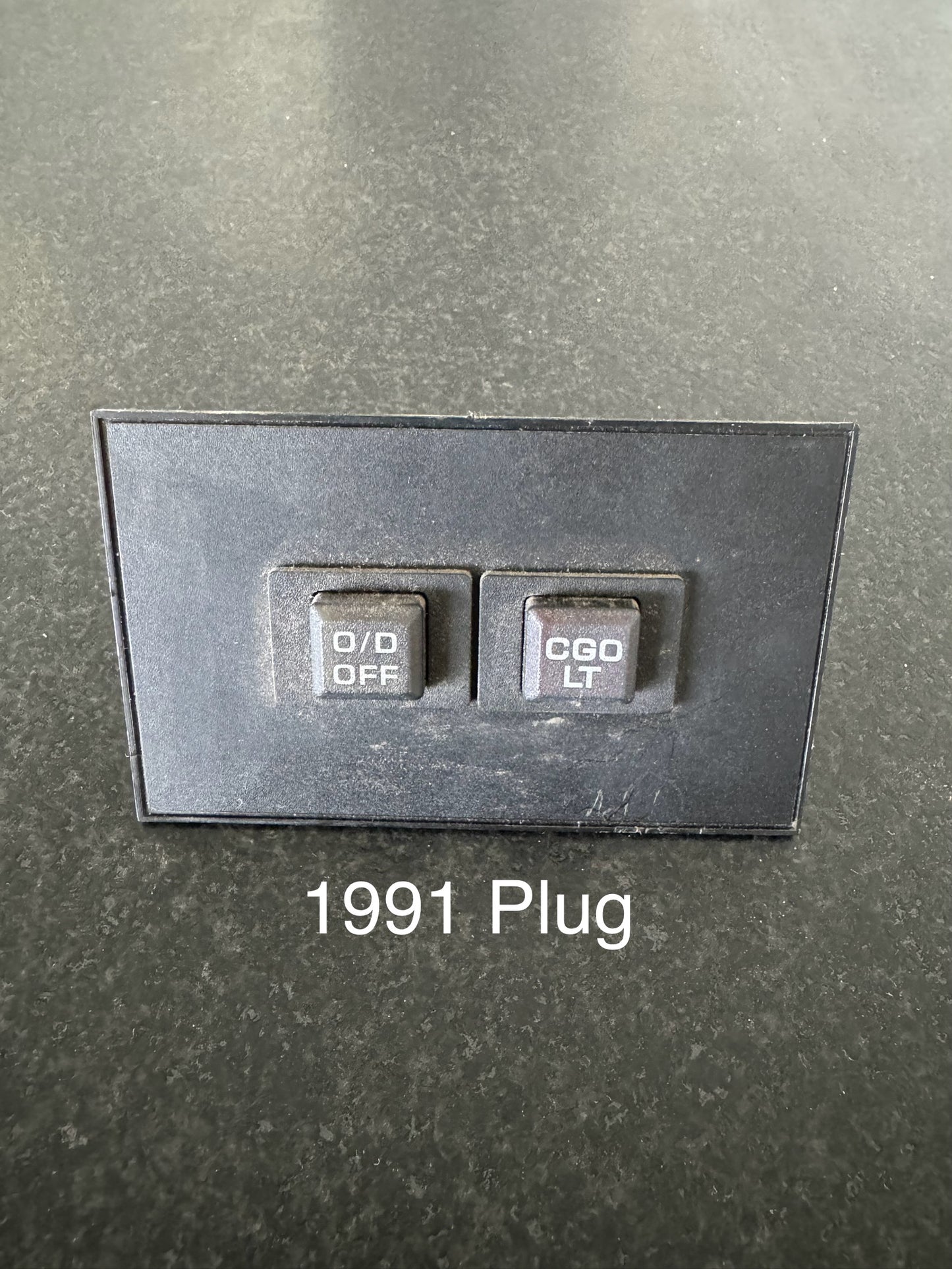 Cargo Light Switch With Overdrive (91 Auto Cummins)