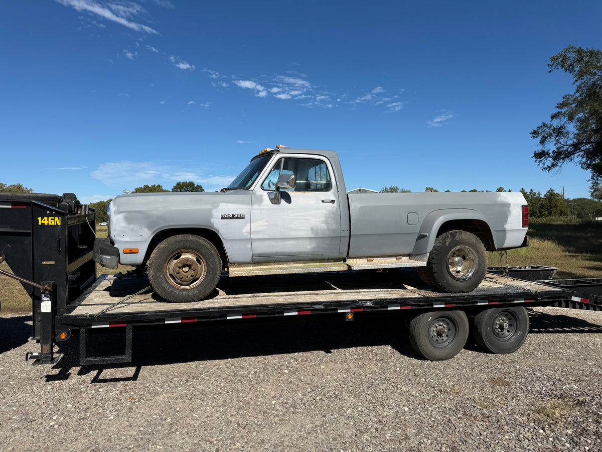 Black/Grey Dually Bed (Local Pickup)