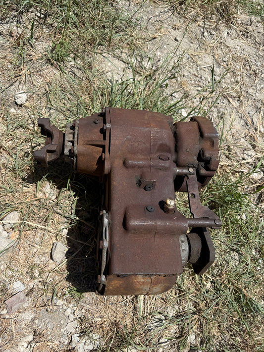Transfer Case NP205 29 Spline Manual Getrag T Case First Gen Cummins (Local Pickup Or You Arrange Freight)