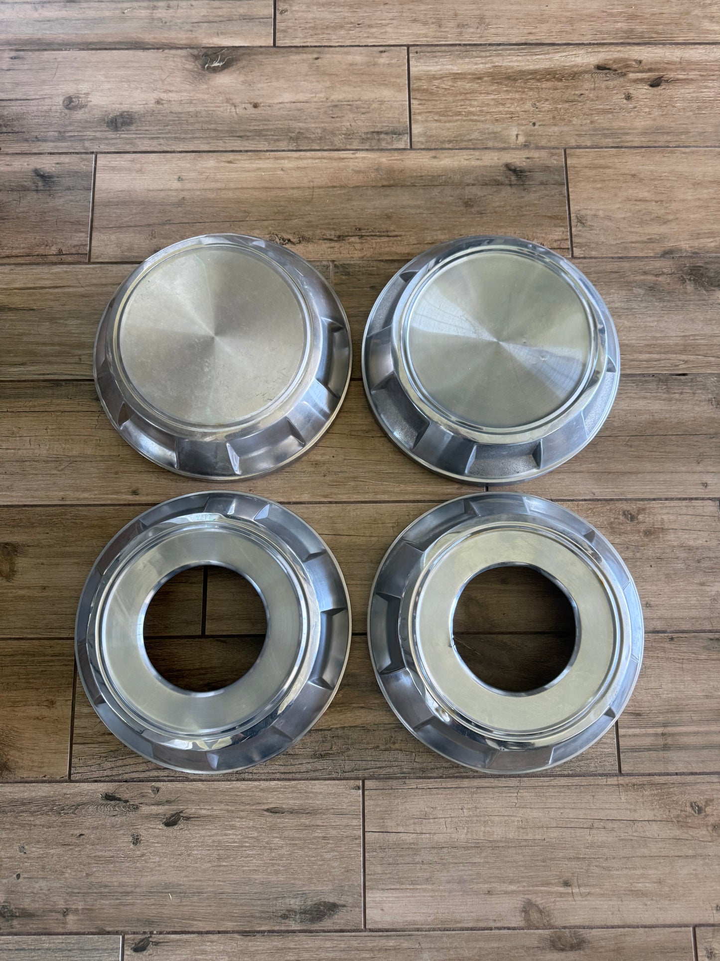 Dog Dish Hubcaps 4x4 91-93 Dodge Ram 1st Gen Cummins