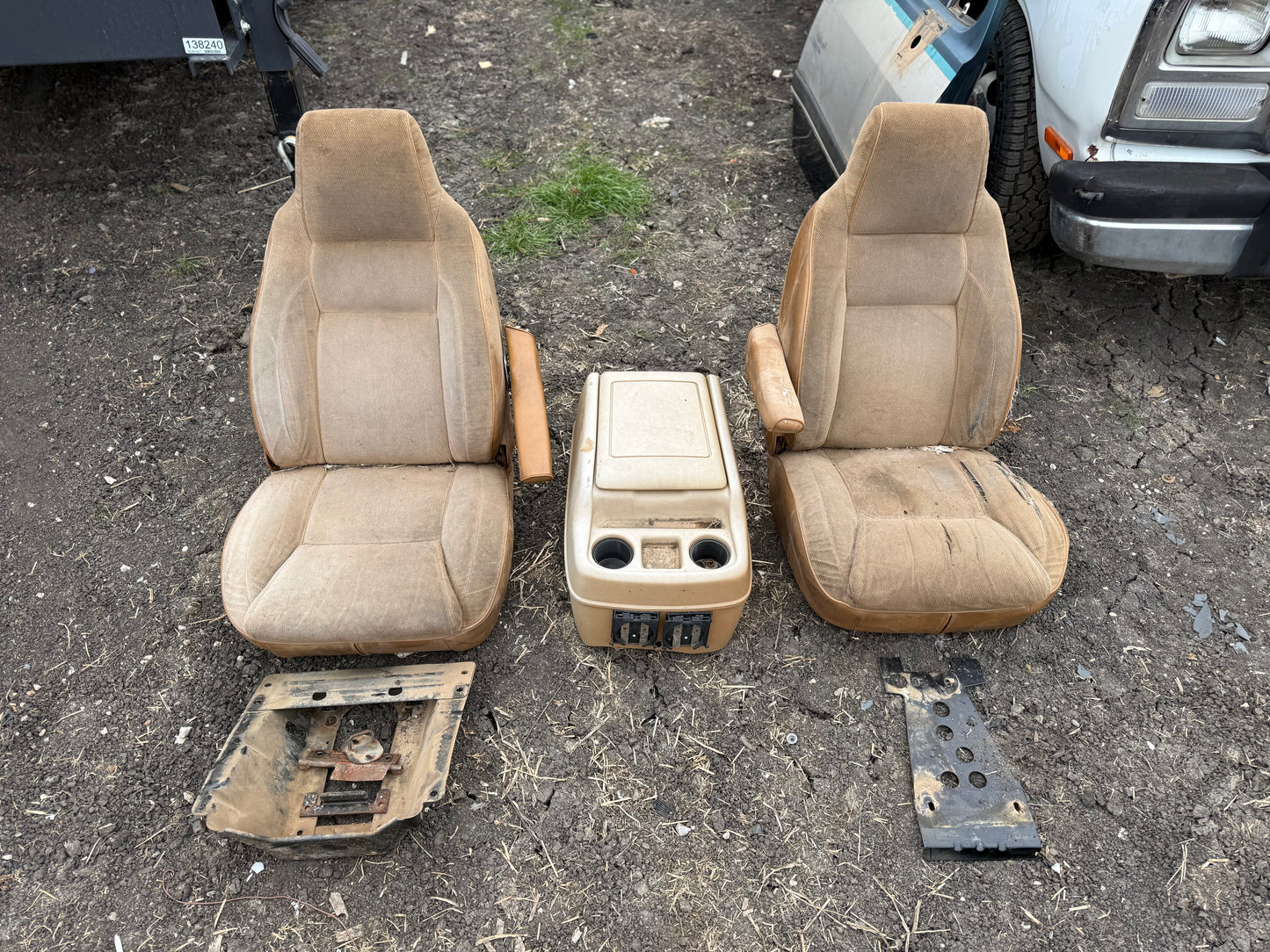 Bucket Seat And Center Console Set (Spice Tan) 92-93 Dodge Ram 1st Gen Cummins