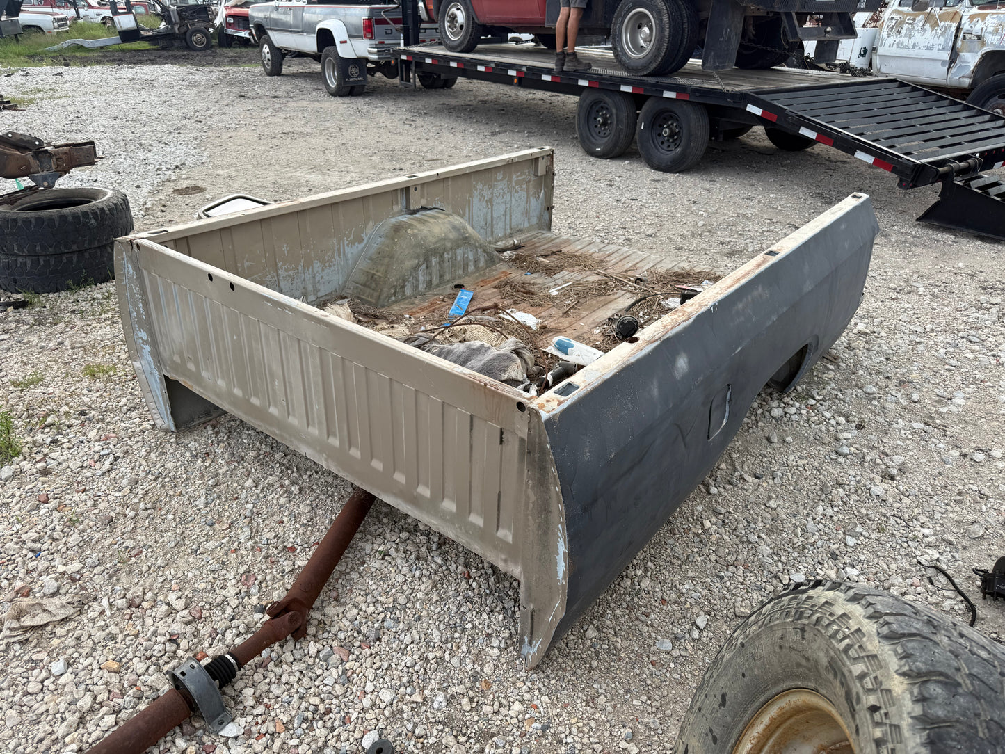 Black Single Wheel Bed First Gen (Local Pickup)