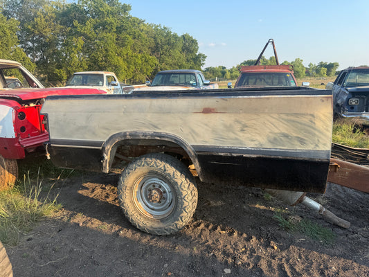Z Black and Silver Longbed