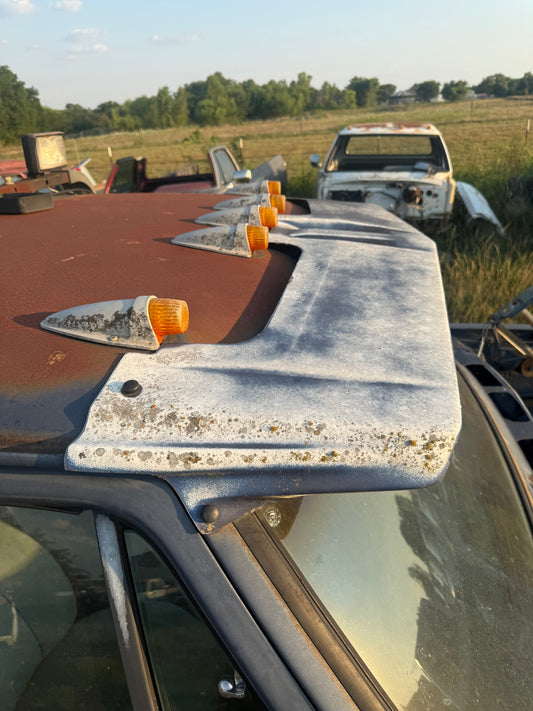 Lund Visor For Club Cab 92-93 Dodge Ram 1st Gen Cummins