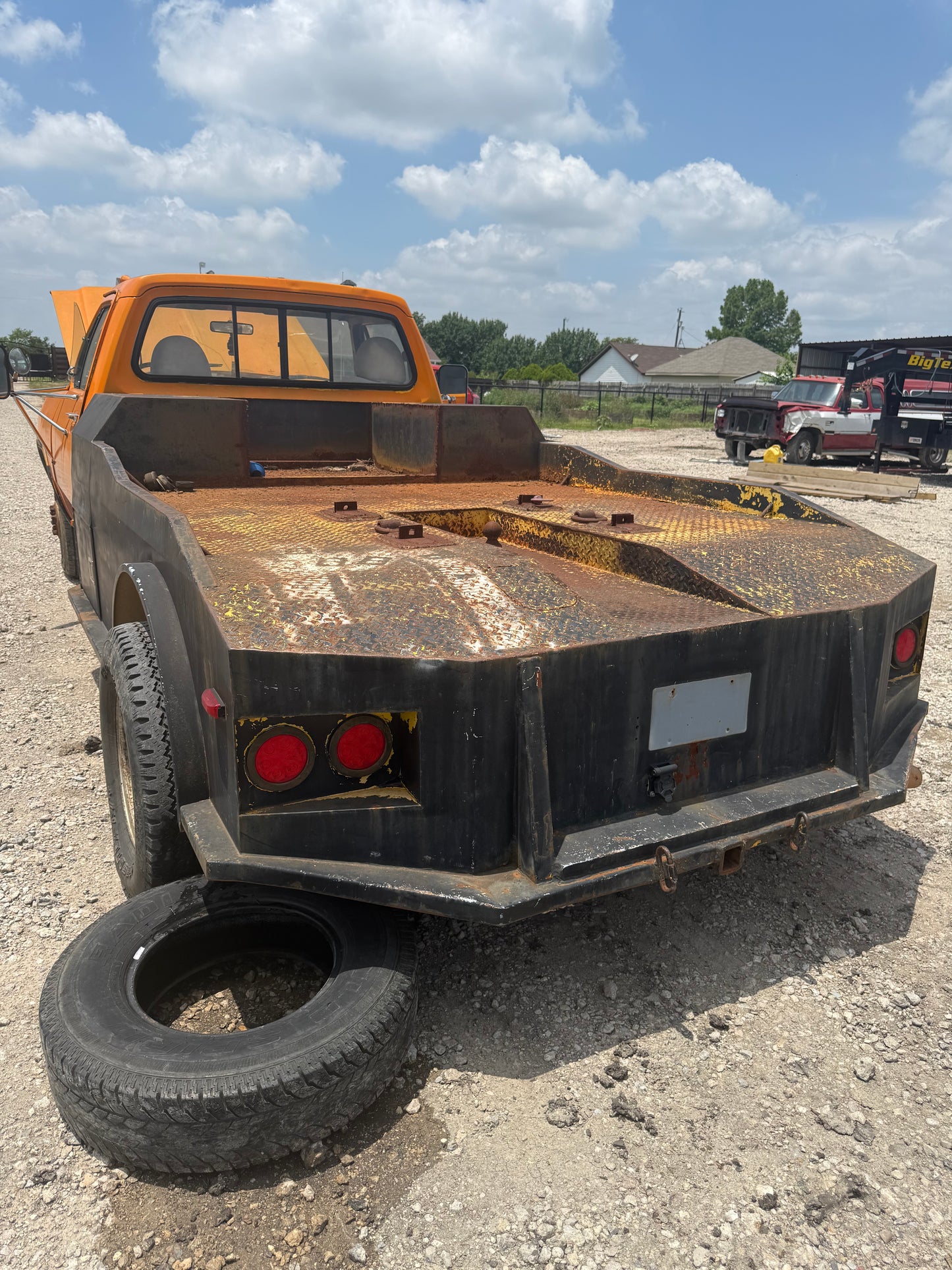 Z Cab And Chassis Skirted Flatbed