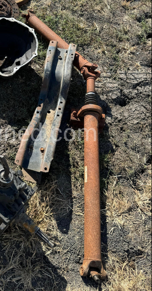 Getrag 5 Speed 2wd Single Cab Driveshaft 89-93 1st Gen Cummins