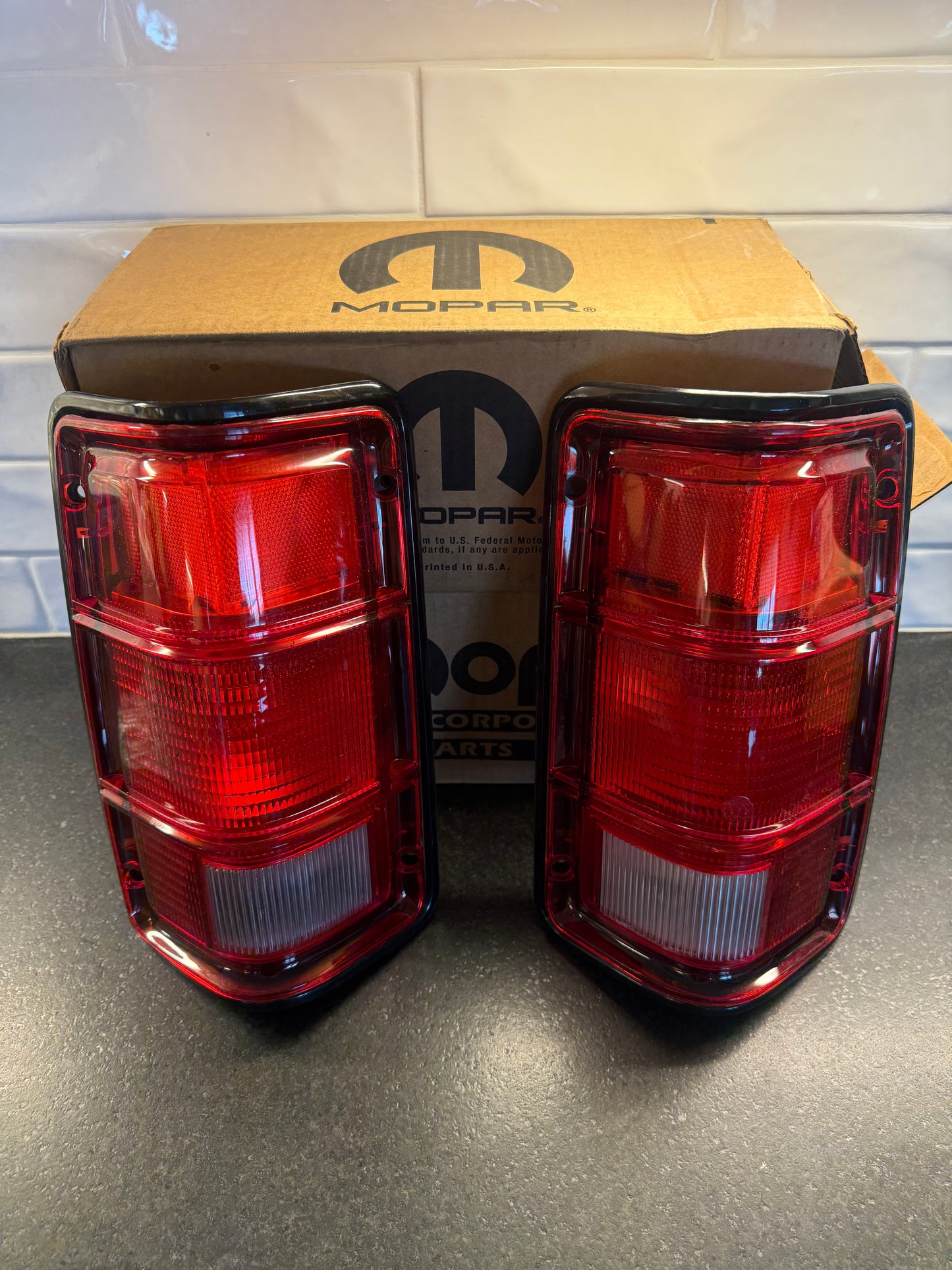 NOS Tail Light Pair OEM Black 89-93 Dodge Ram 1st Gen Cummins