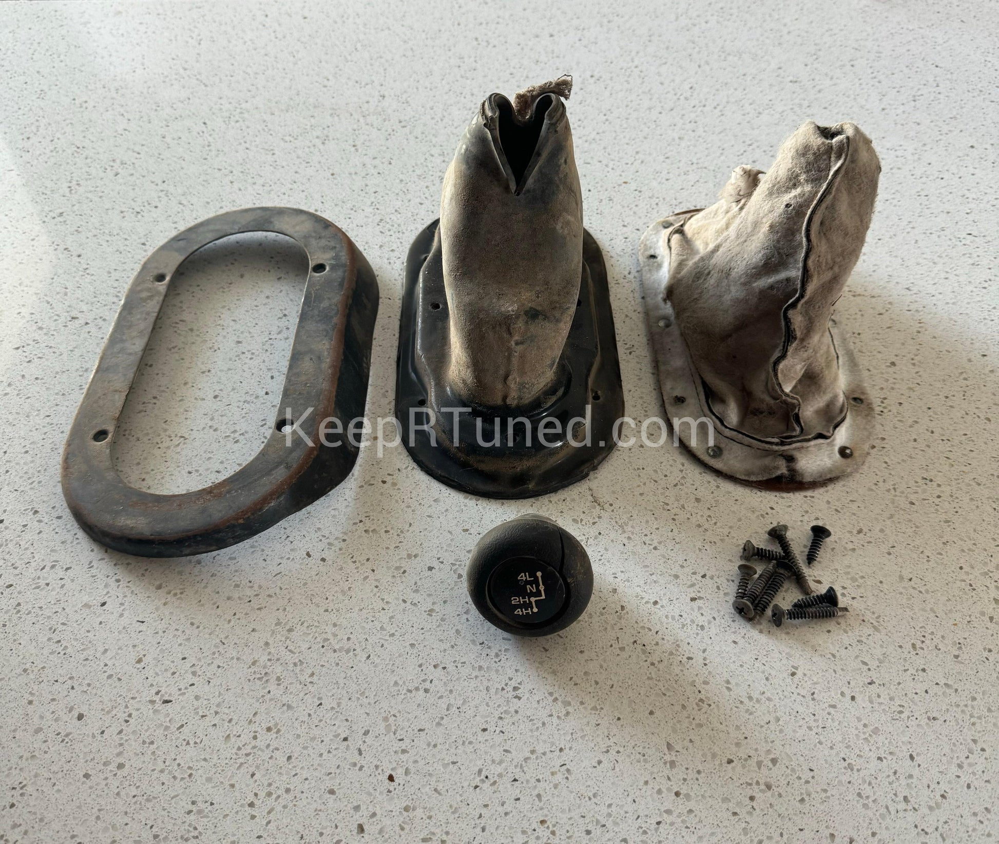 Transfer Case Shifter Boots And Retention Ring with Shift Knob – KeepRTuned