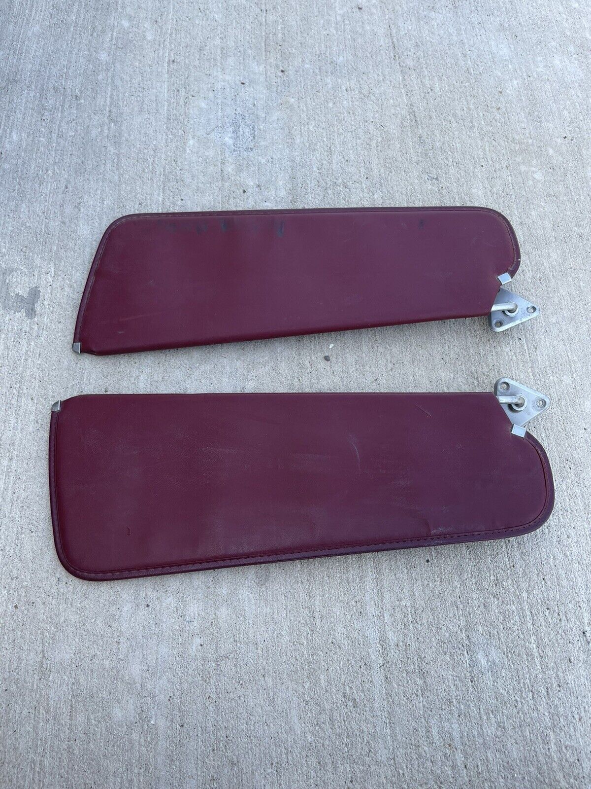 Sun Visor Set (Maroon)