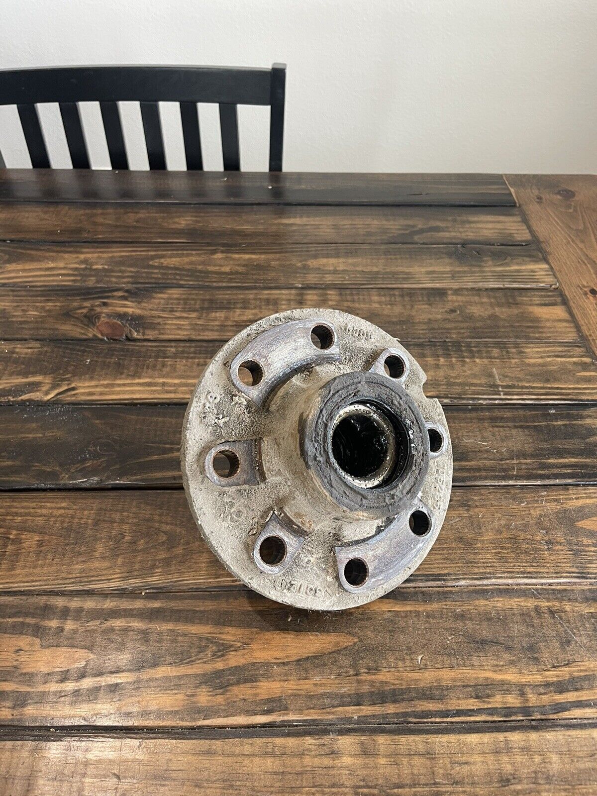 Front Wheel Bearing Hub (D250 2wd)