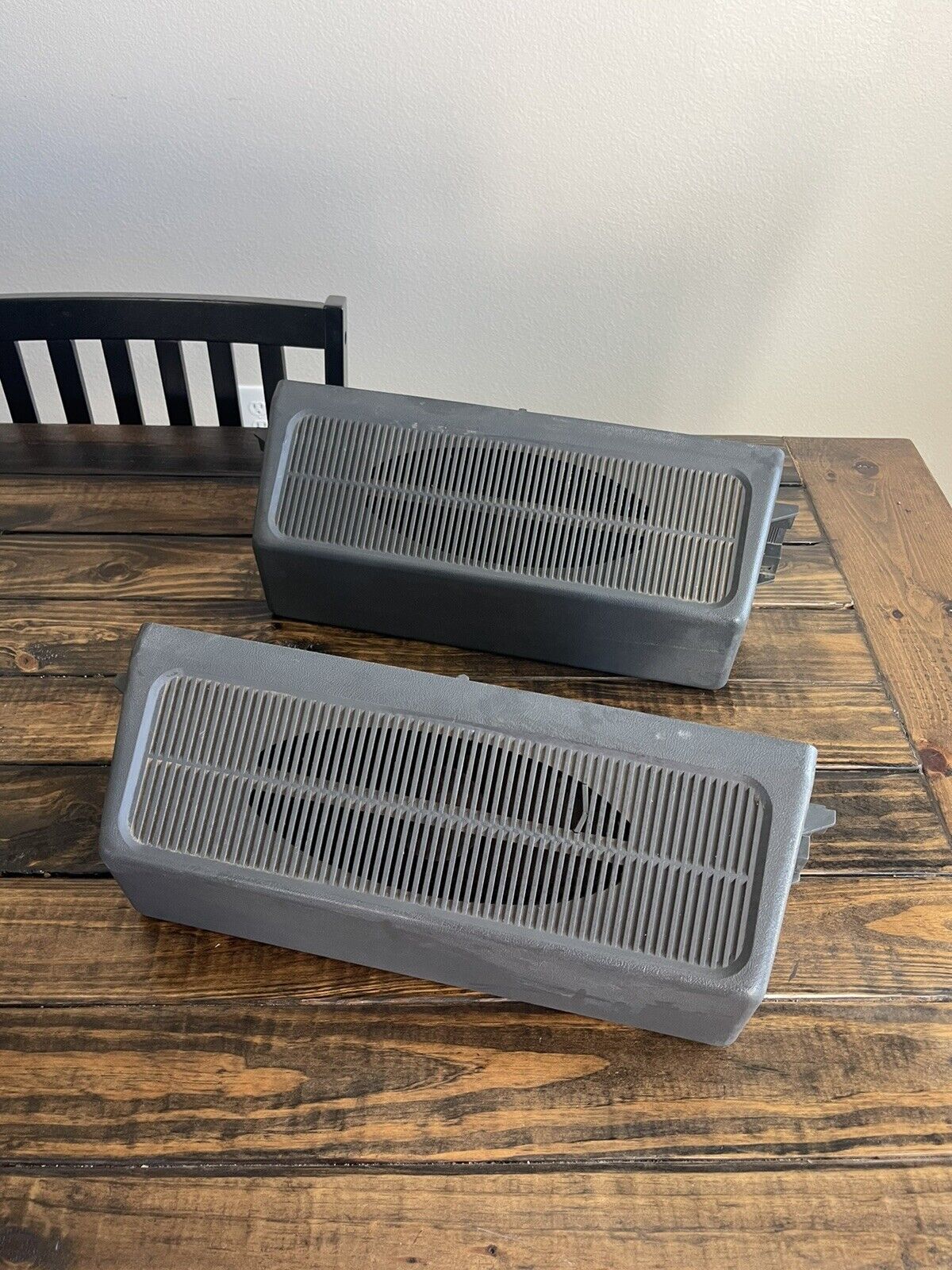 Rear Speaker And Housing 91-93 Cummins Extended Cab Pair (Grey)