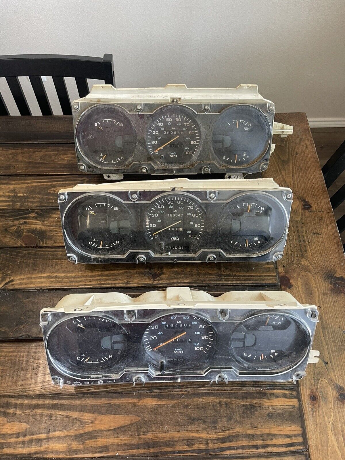 Instrument Gauge Cluster Speedometer 91-93 (Read)