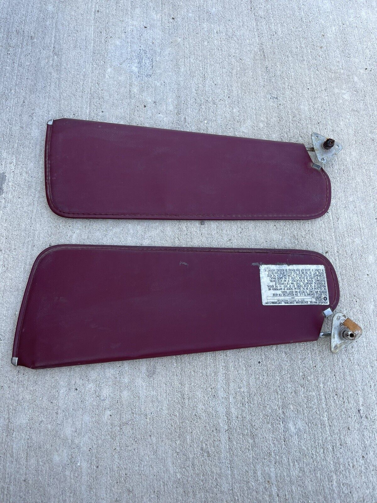 Sun Visor Set (Maroon)